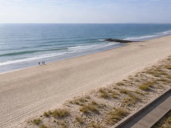 136 Beach 117th Street #4N, Rockaway Park, NY 11694