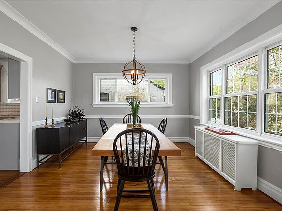 5th image of 6930 Dartmouth Ave