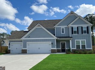 63 Whites Pond Rd, Moreland, GA 30259