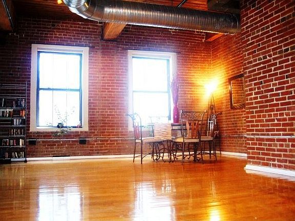 3rd image of 1203 Saint Charles St APT 6D