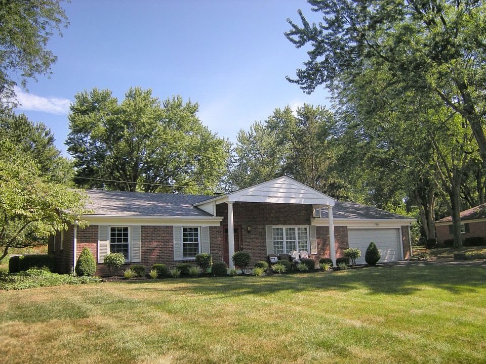 1st image of 551 Deauville Dr