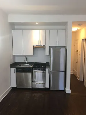 Rented by Solil Management | media 2