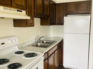 506 N 4th St #2, Grand Forks, ND 58203