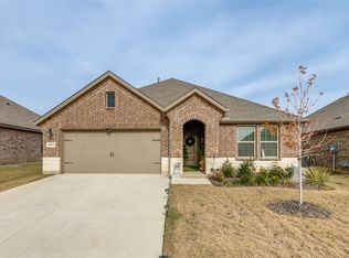 9809 Gooseneck Dr, Aubrey, TX 76227