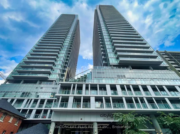 195 Redpath Ave #2909, Toronto, ON M4P 0E4