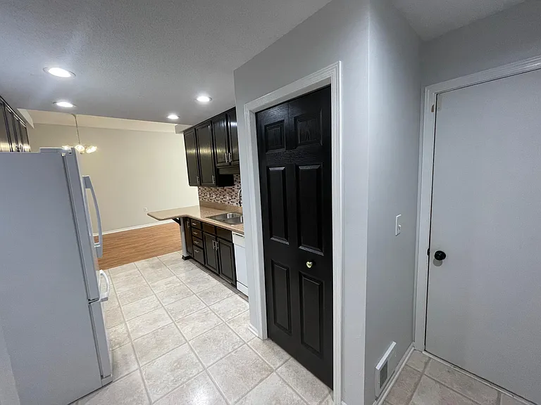 1364 Conservatory Ct — Photo 19