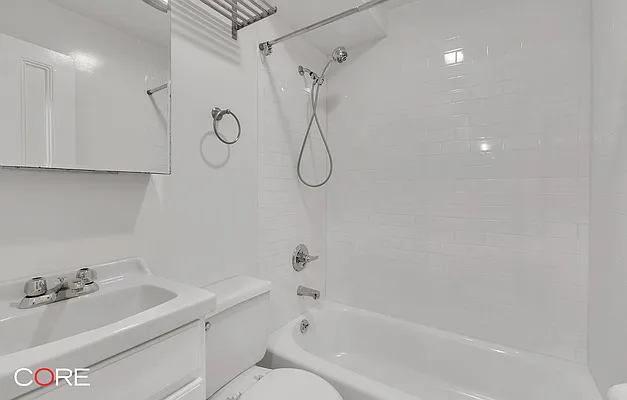 Rented by CORE | media 18