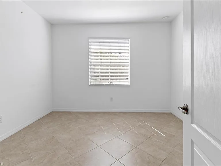 7959 Princeton Dr — Photo 13