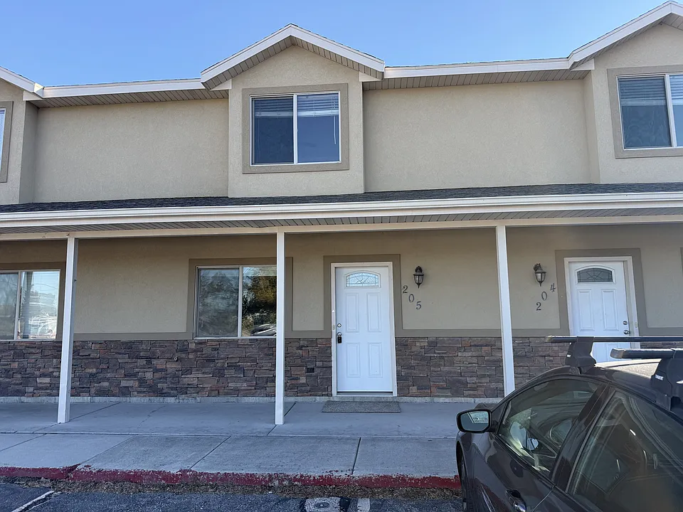 1720 E Main St #205