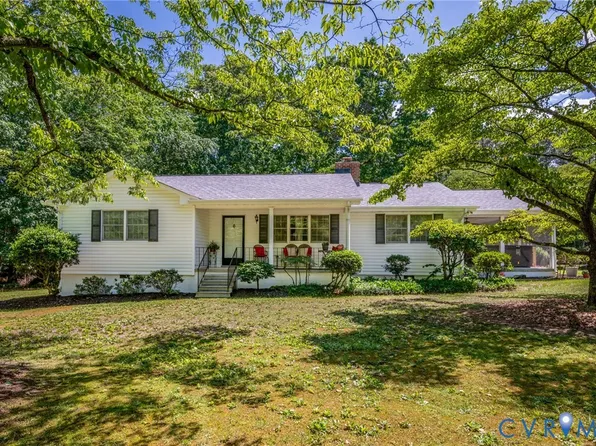 8315 King Dr, Disputanta, VA 23842