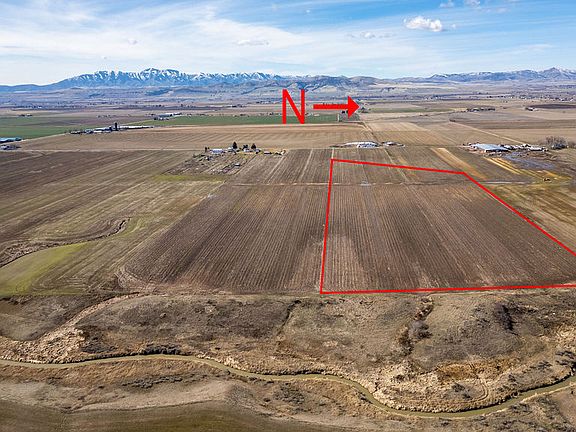 2nd image of 1250 N Main