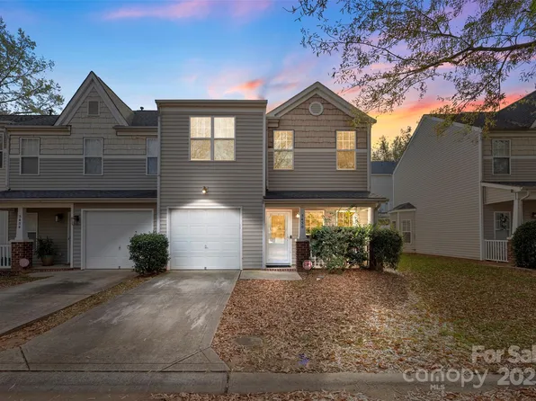 5450 Franklin Springs Cir, Charlotte, NC 28217