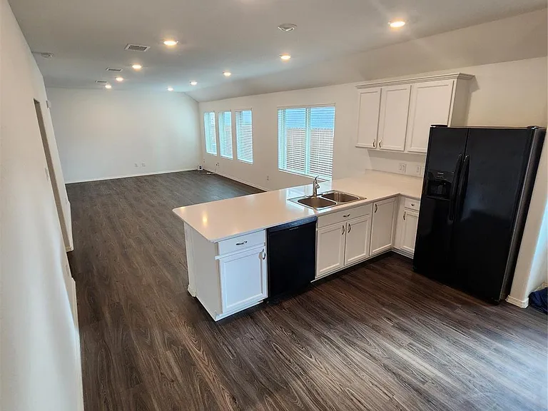 18419 Cobalt Cove Ln — Photo 21