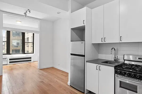 Rented by Douglas Elliman | media 9