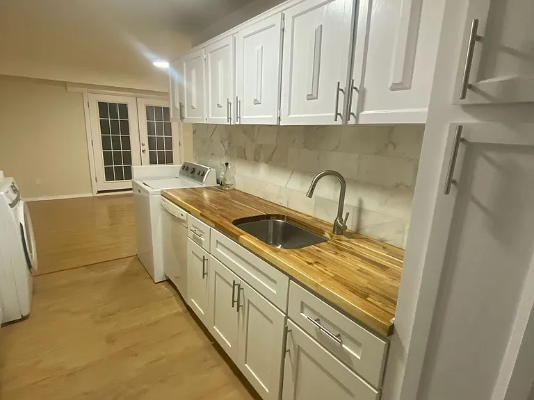 230 Hill Rise — Photo 55