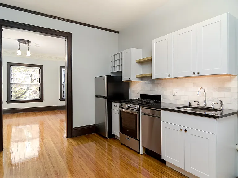 1770 Hennepin — Photo 13