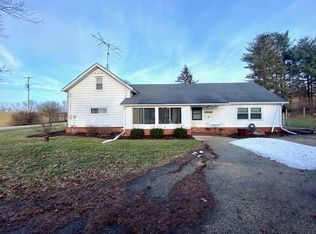 W2923 Green Isle Dr, Fort Atkinson, WI 53538