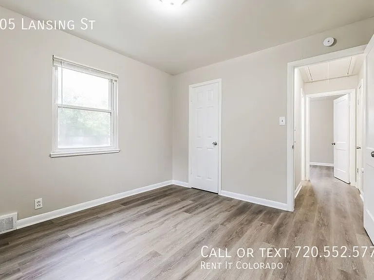 705 Lansing St — Photo 11