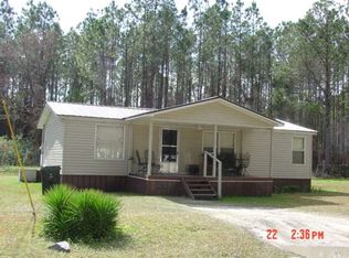 670 Cuttings Loop Rd, Homerville, GA 31634