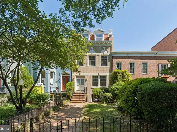 916 E Capitol St NE, Washington, DC 20003