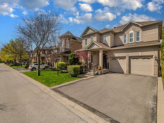 3rd image of 8 Forecastle Rd