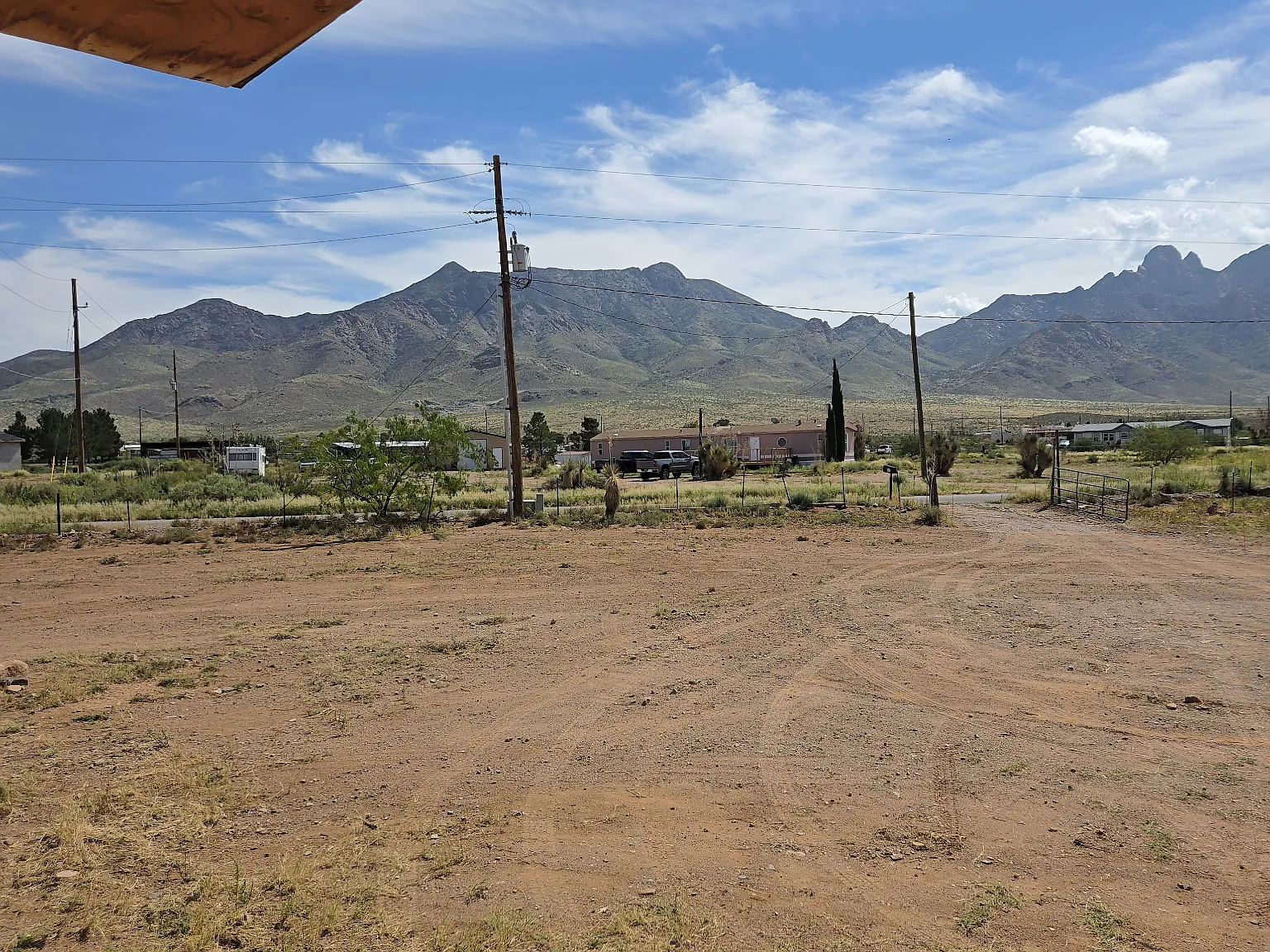 2 bed, $1,100 — Photo 1