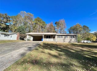 332 Wildwood Dr, Dallas, GA 30132