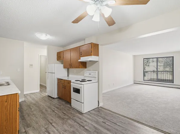 Heather Lee, 4734 55th St, Red Deer, AB T4N 2J1