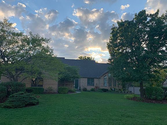 2nd image of 6655 Pine Way Dr