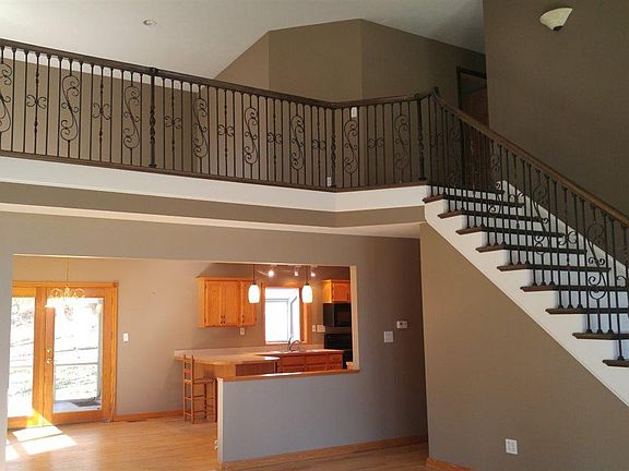4th image of 11665 Fisher Dr