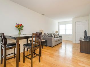 662 Cambridge St #202, Cambridge, MA 02141