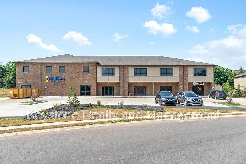 138 Center Pointe Dr #2