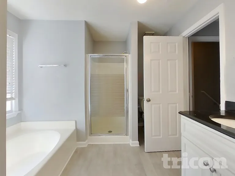 4981 Brownwood Dr — Photo 9