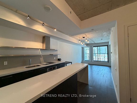 4th image of 560 King St W #610