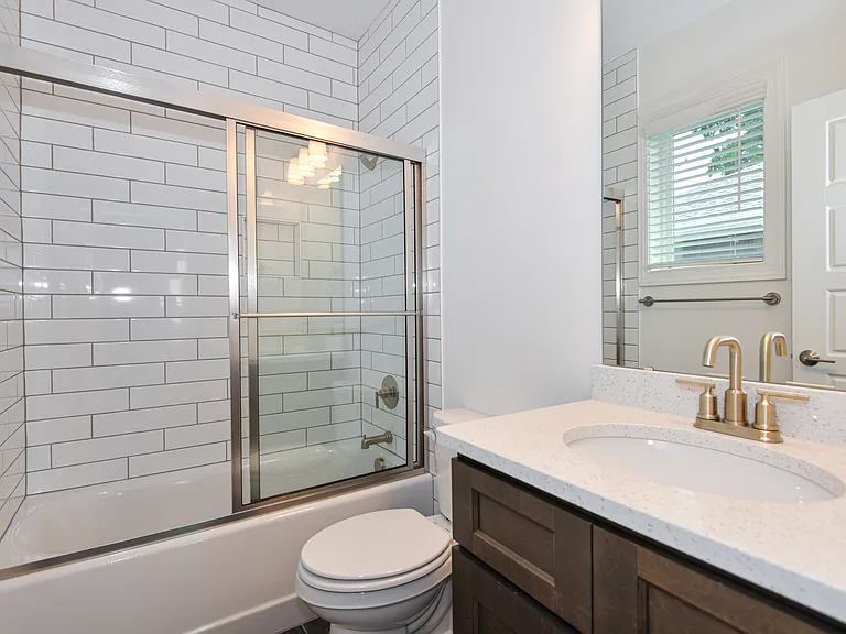 1739 Crest Rd — Photo 14