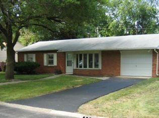 1209 Maplepark Dr, Champaign, IL 61821