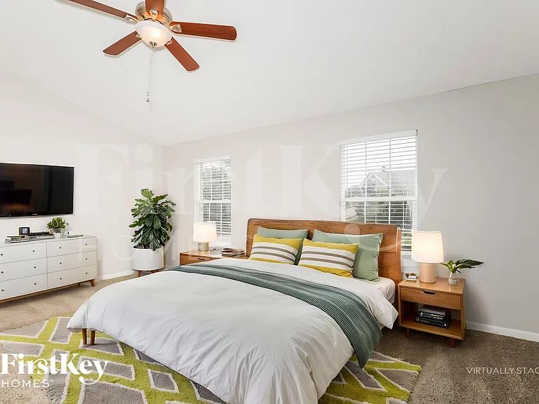9757 Scotch Pine Ct — Photo 12