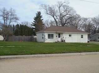 410 W 6th St, Prophetstown, IL 61277