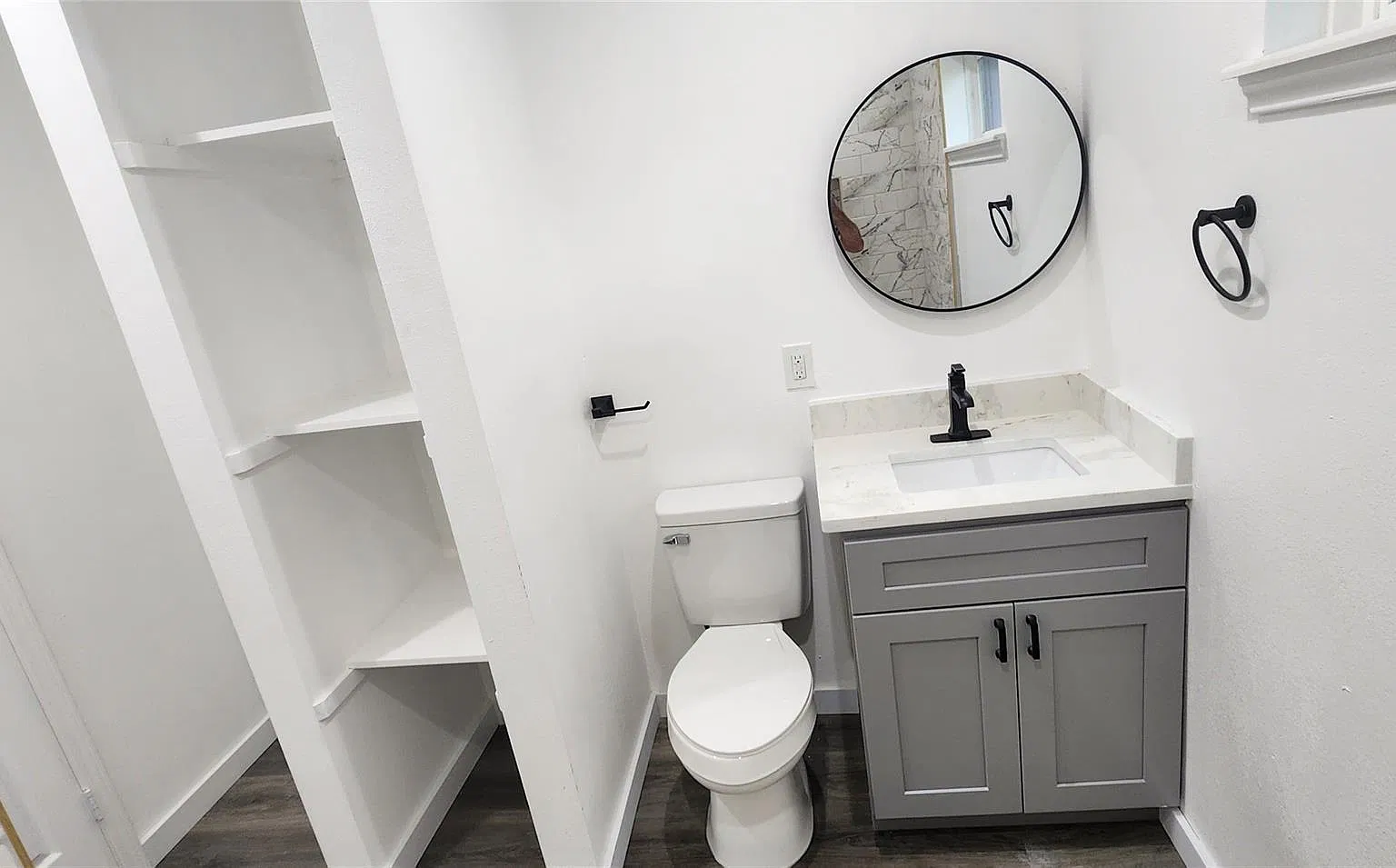 2 bed, 1.0 bath, 1750 sqft, $1,400 — Photo 4