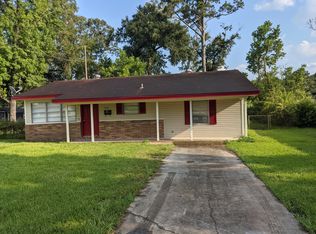 7175 Click Dr, Beaumont, TX 77708