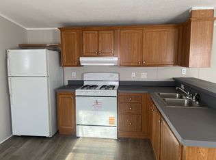 51074 Mott Rd Trlr 136, Canton, MI 48188