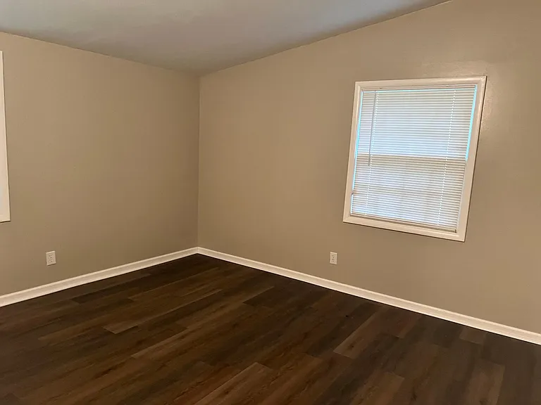 107 Bonnie Rd — Photo 14
