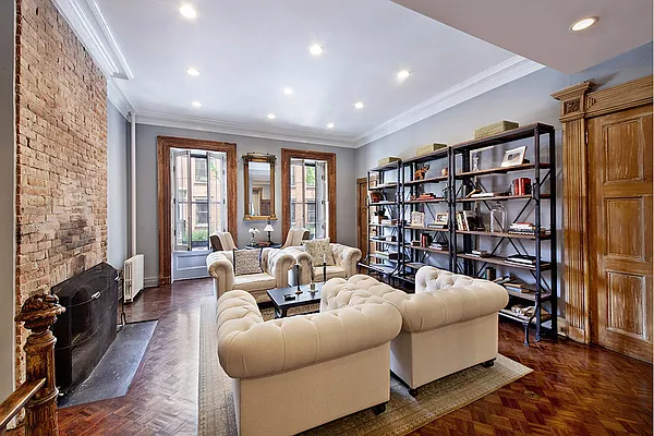 Sold by Stribling | media 2