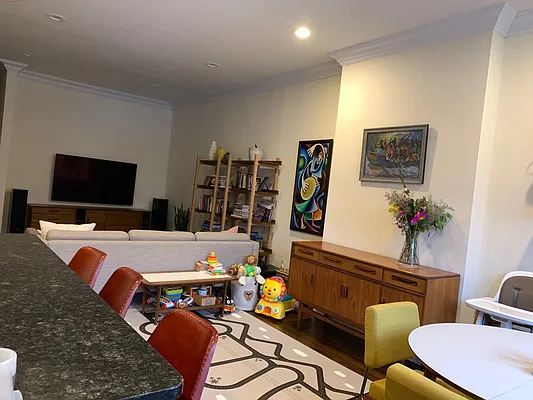 Rented by Compass | media 13