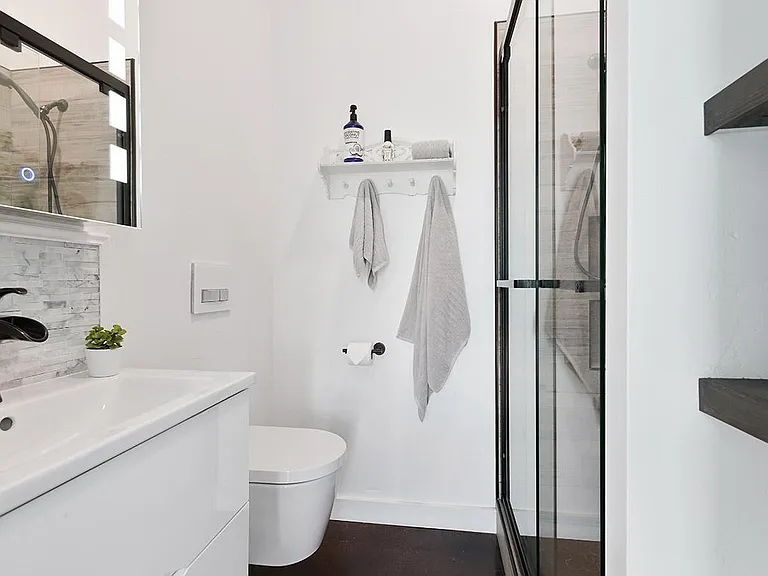 2nd bathroom with shower
