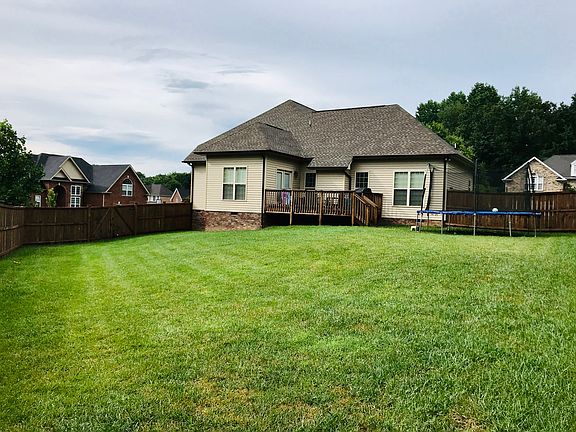 5th image of 113 Landons Cir