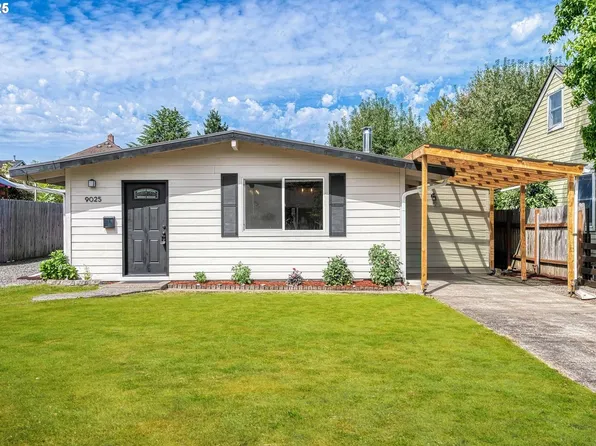 9025 N Clarendon Ave, Portland, OR 97203