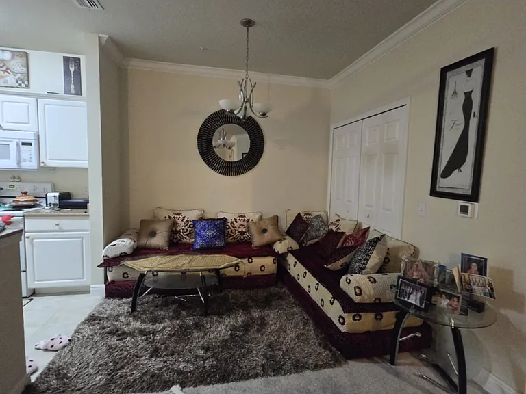 405 Southern Pecan Cir #107 — Photo 4