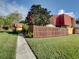 8401 Trent Ct APT D, Boca Raton, FL 33433