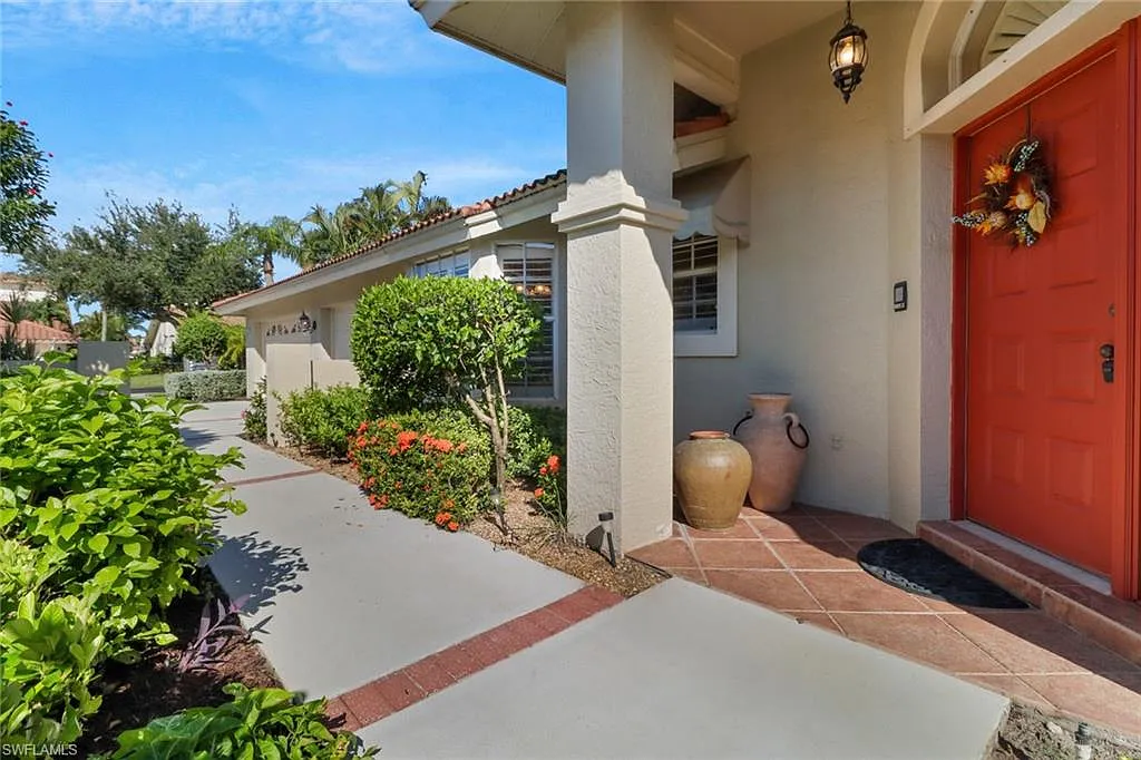 3 bed, 2.0 bath, 1800 sqft, $4,000 — Photo 2